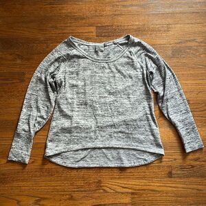 Athleta Heather Gray Long Sleeve High-Low Top